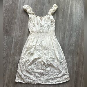 sundance boutique White Embroidered Ruffle-Shoulder Midi Dress